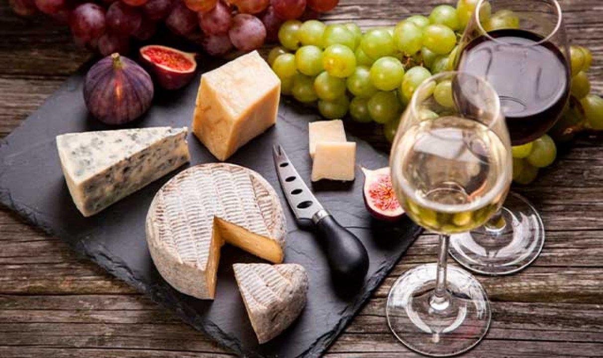 Verständnis der Kunst des Essens und der Weinpaarung